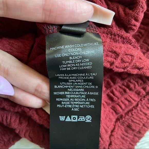 Anthropologie Blouse Smocked Bell-Sleeve Top Shirt in Wine M - Picture 9 of 12